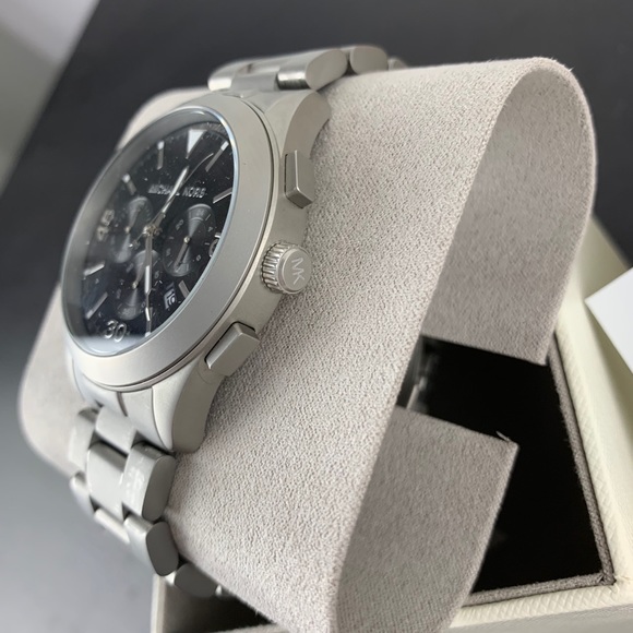 Michael Kors Men's Watch MK8469 - Picture 2 of 5